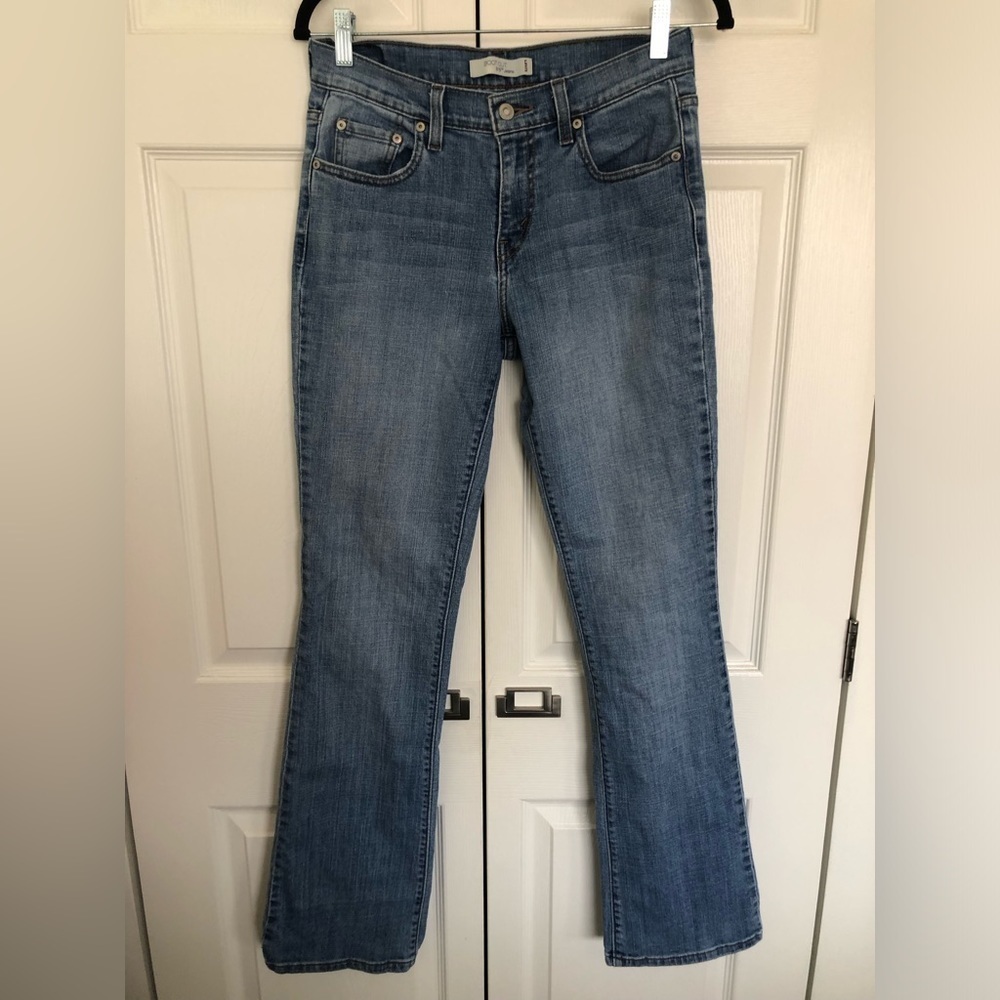Vintage Levi’s Boot Cut 515 Light - Mid Wash Jeans Size 6L